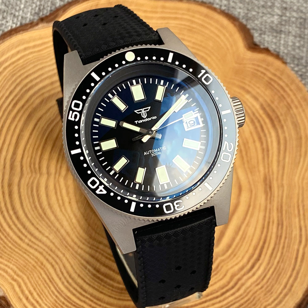 신제품 62MAS 탄도리오 41mm 티타늄 그린 루메  - Titanium Automatic Watch 300M Sapphire 리뷰 및 가격