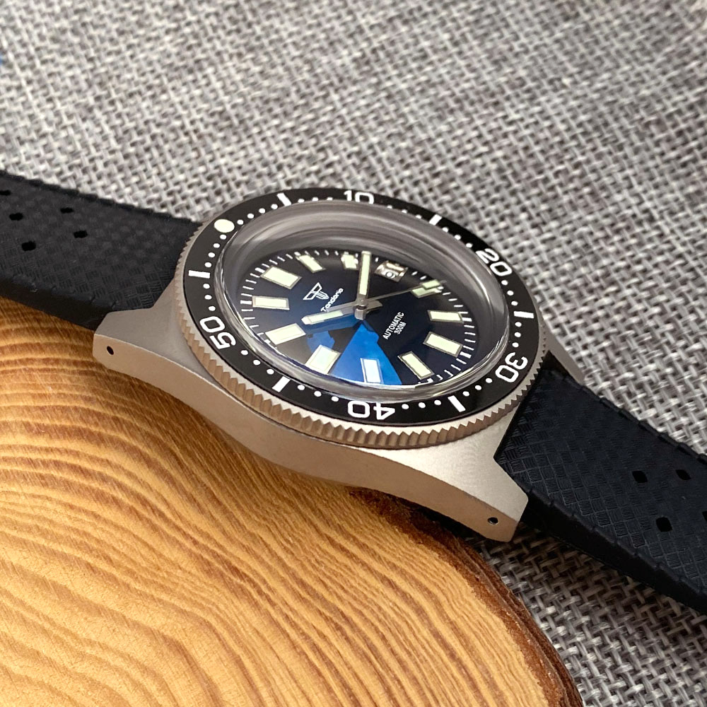 신제품 62MAS 탄도리오 41mm 티타늄 그린 루메  - Titanium Automatic Watch 300M Sapphire 리뷰 및 가격