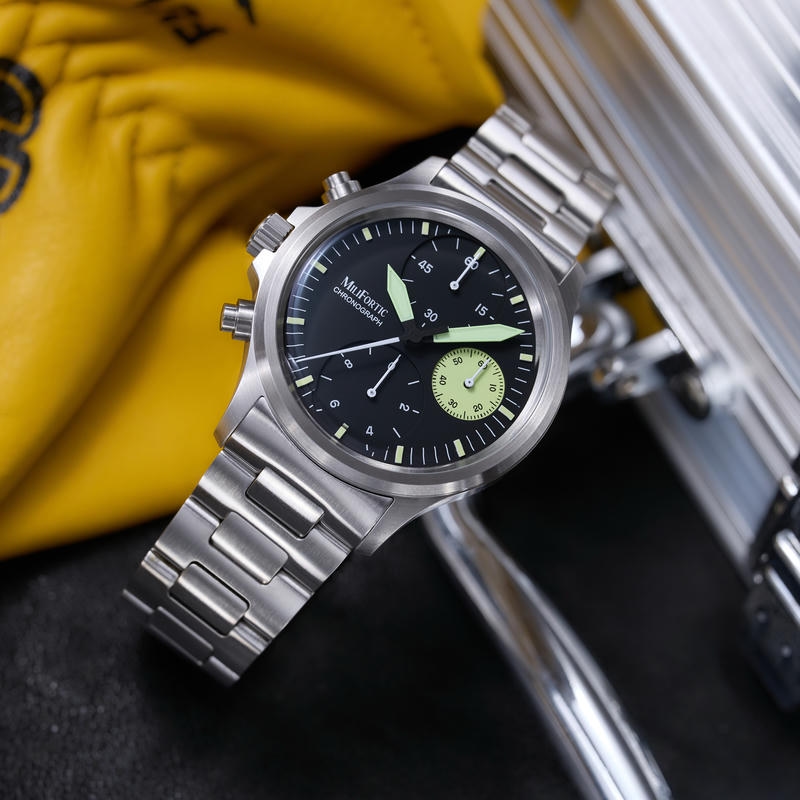밀리포틱 M135, 왼손잡이용 스포츠 크로노그래프 남성 - Watch Crown Screw Down Replacement 리뷰 및 가격